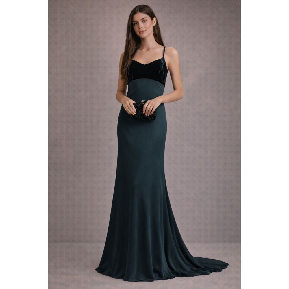 VTG - ZUM ZUM by Niki Livas Green Velvet Strappy Fish Tail Formal Gown, Sz 7/8